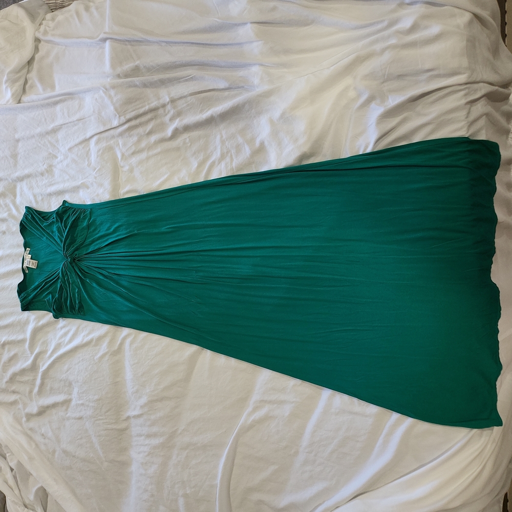 Max Studio floor length green dress, Med